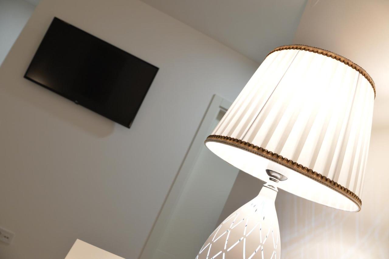 Pupin Palata Business Apartman B5 Novi Sad Exterior photo